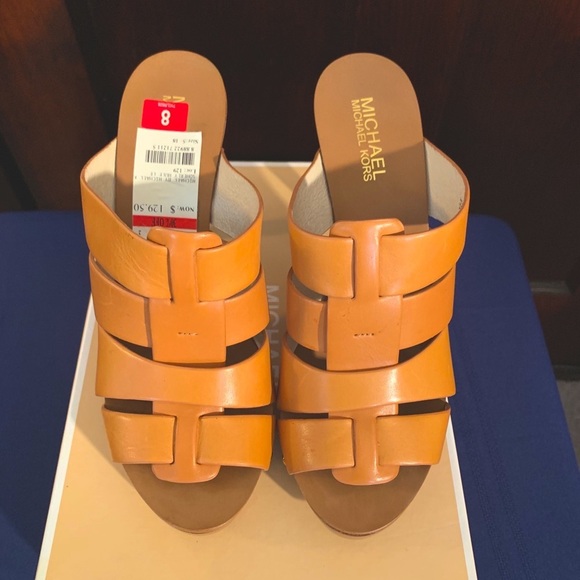 Michael Kors Peanut Platform Sandals - Picture 3 of 7